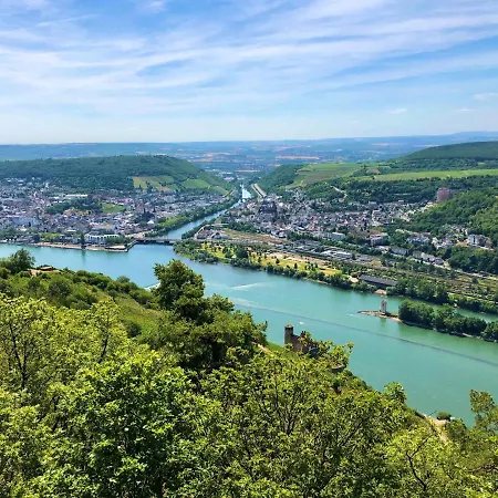 Rheinhotel Starkenburger Hof 莱茵河畔的宾根